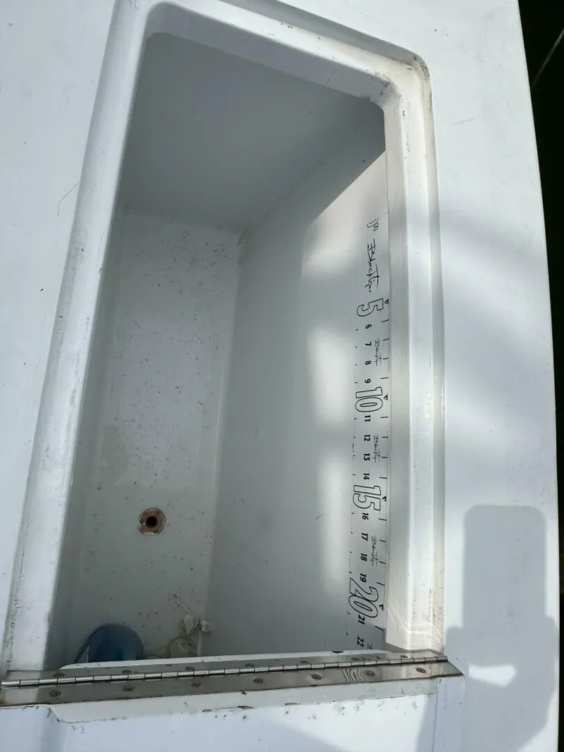 Slide: The Image of Custom Carolina 40 Express Sportfisherman 2002 - 4631258