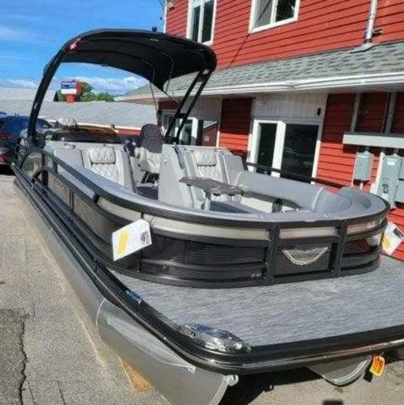 Slide: The Image of Bennington 25RTFBA 2023 - 4631744