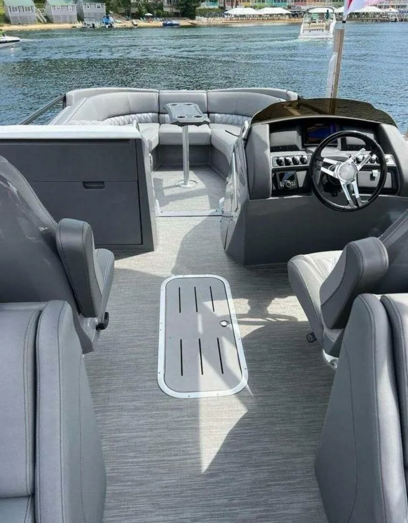 Slide: The Image of Bennington 25RTFBA 2023 - 4631745