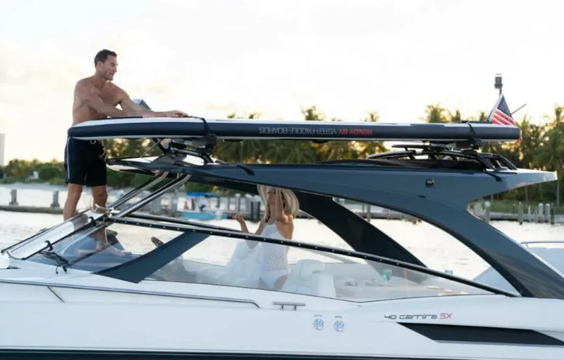 Slide: The Image of Windy 40 Camira SX 2025 - 4632184