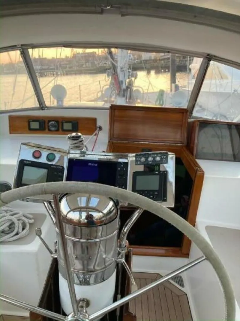 Slide: The Image of Hinckley Yachts Sou'wester 59 1982 - 4633049