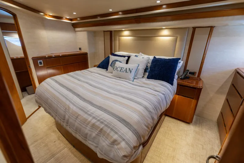 Slide: The Image of 2015 Viking 70 Convertible  Master Stateroom - 4633248