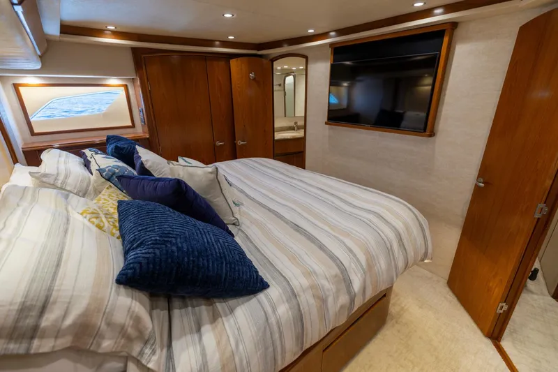Slide: The Image of 2015 Viking 70 Convertible  Master Stateroom 4 - 4633247