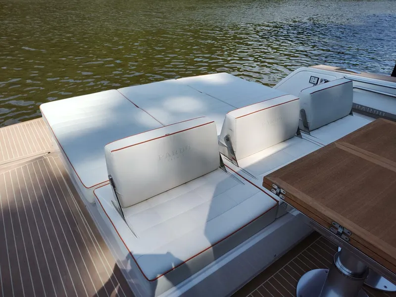 Slide: The Image of Pardo P43 2023 - 4652570