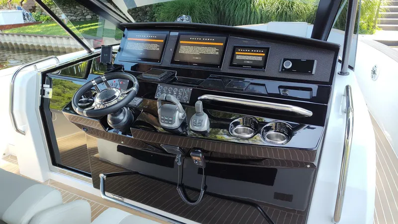 Slide: The Image of Pardo Yachts P43 2023 - 4652528