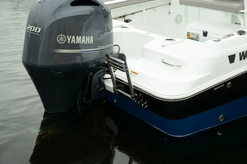 Slide: The Image of Wellcraft 202 Fisherman 2026 - 4633433