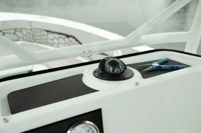 Slide: The Image of Wellcraft 202 Fisherman 2026 - 4633498