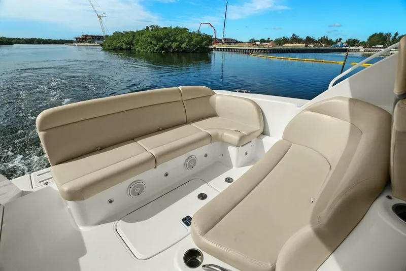 Slide: The Image of 2008 Tiara Yachts 3500 Sovran "Fridge Benefit" - 5680855