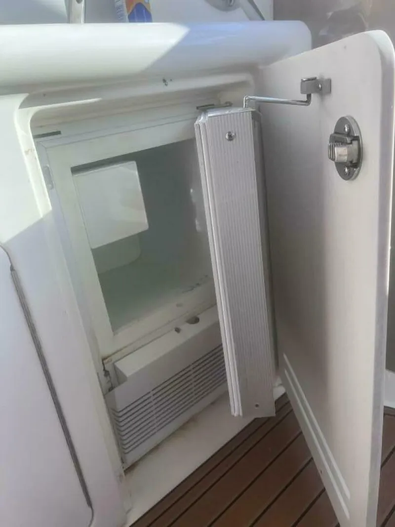 Slide: The Image of Ul;ine Icemaker - 4634651