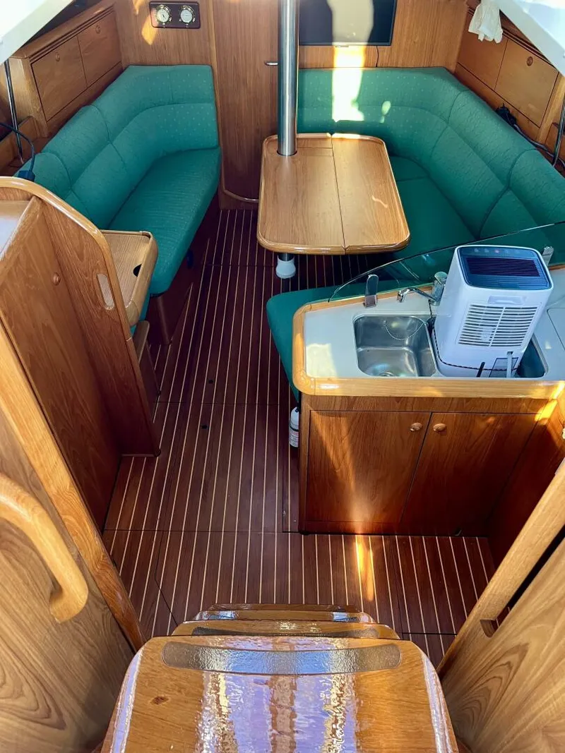 Slide: The Image of Jeanneau Sun Odyssey 35 2005 - 4635200