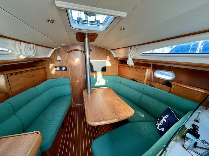 Slide: The Image of Jeanneau Sun Odyssey 35 2005 - 4635203