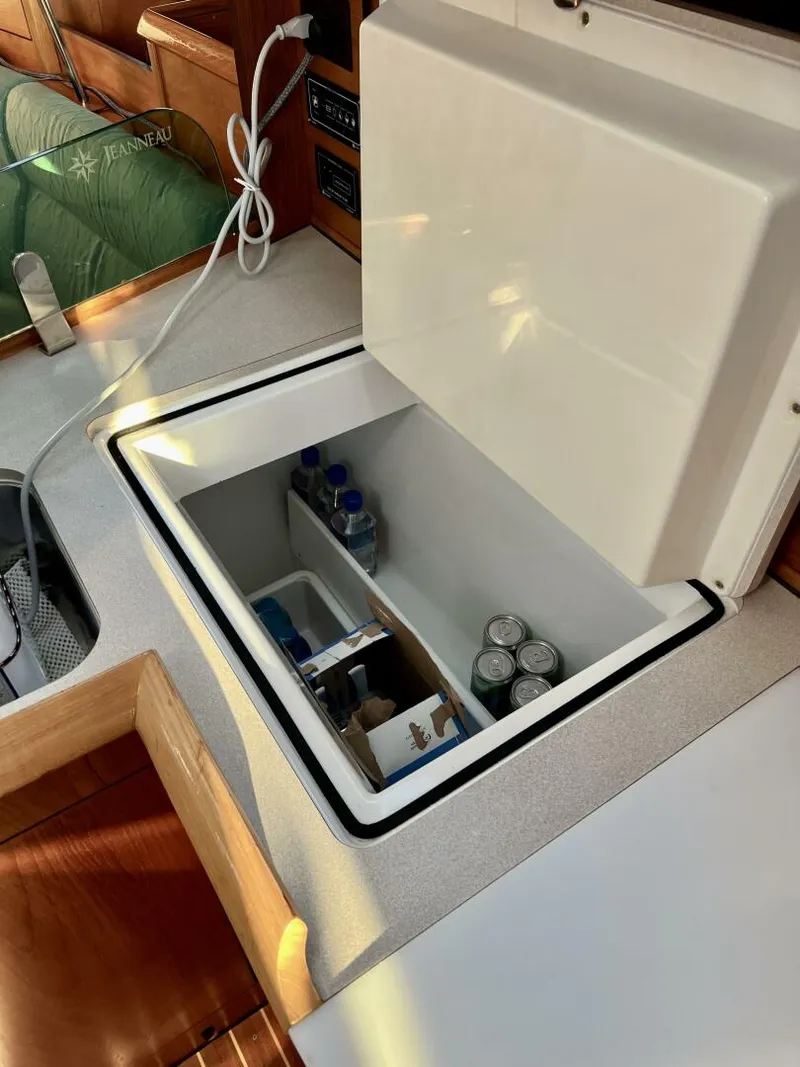 Slide: The Image of Jeanneau Sun Odyssey 35 2005 - 4635219