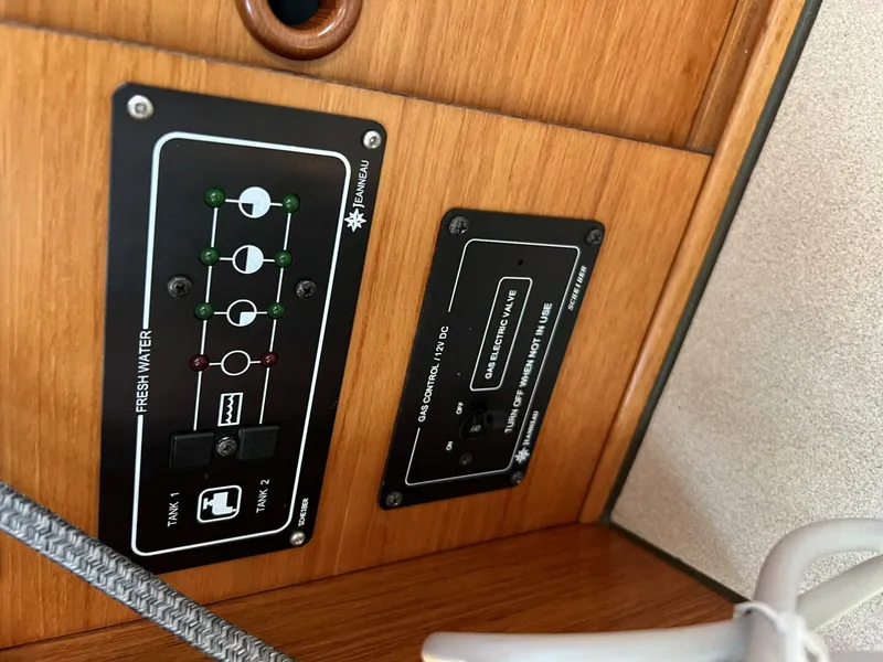 Slide: The Image of Jeanneau Sun Odyssey 35 2005 - 4635248