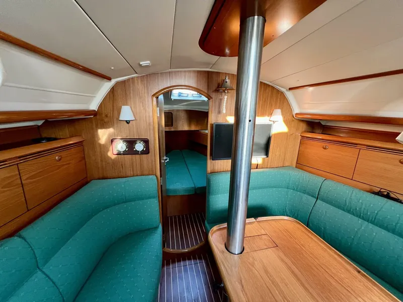 Slide: The Image of Jeanneau Sun Odyssey 35 2005 - 4635253