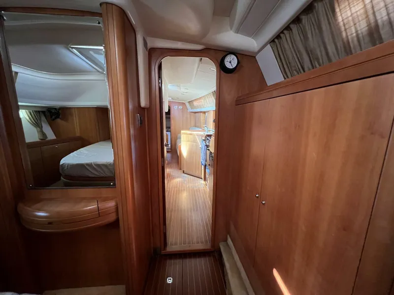 Slide: The Image of Moody 38-2 Sloop 2002 - 4635330