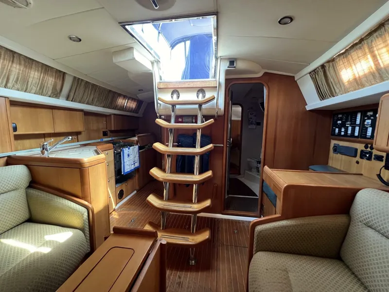 Slide: The Image of Moody 38-2 Sloop 2002 - 4635321