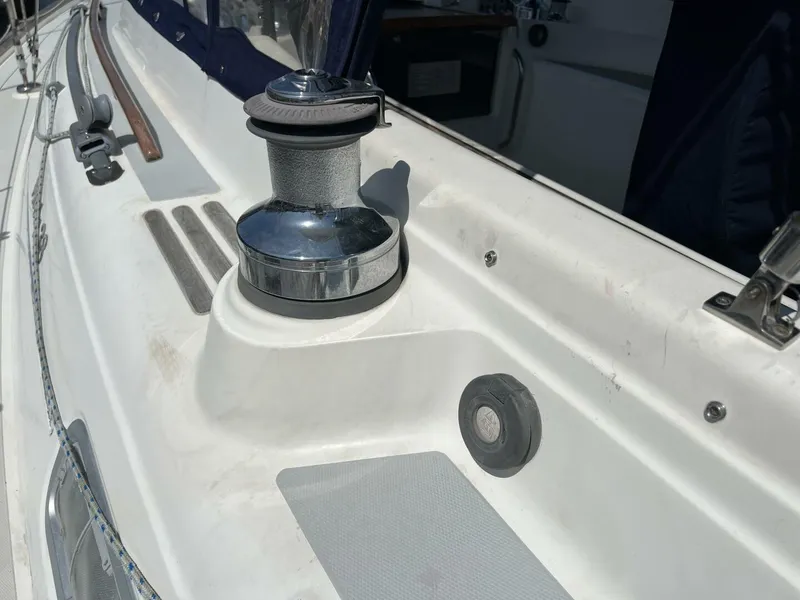 Slide: The Image of Moody 38-2 Sloop 2002 - 4635357