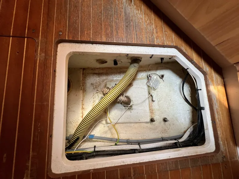 Slide: The Image of Moody 38-2 Sloop 2002 - 4635383