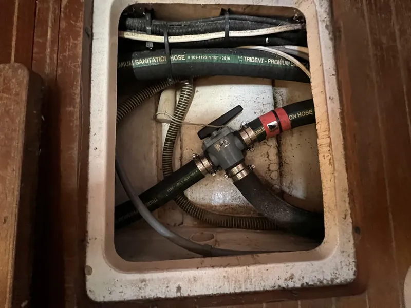 Slide: The Image of Moody 38-2 Sloop 2002 - 4635384