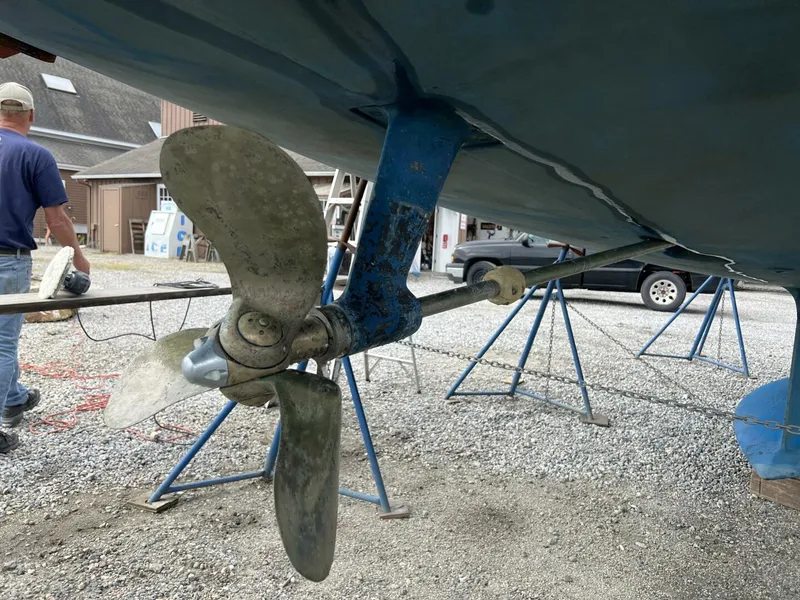 Slide: The Image of Moody 38-2 Sloop 2002 - 4638113