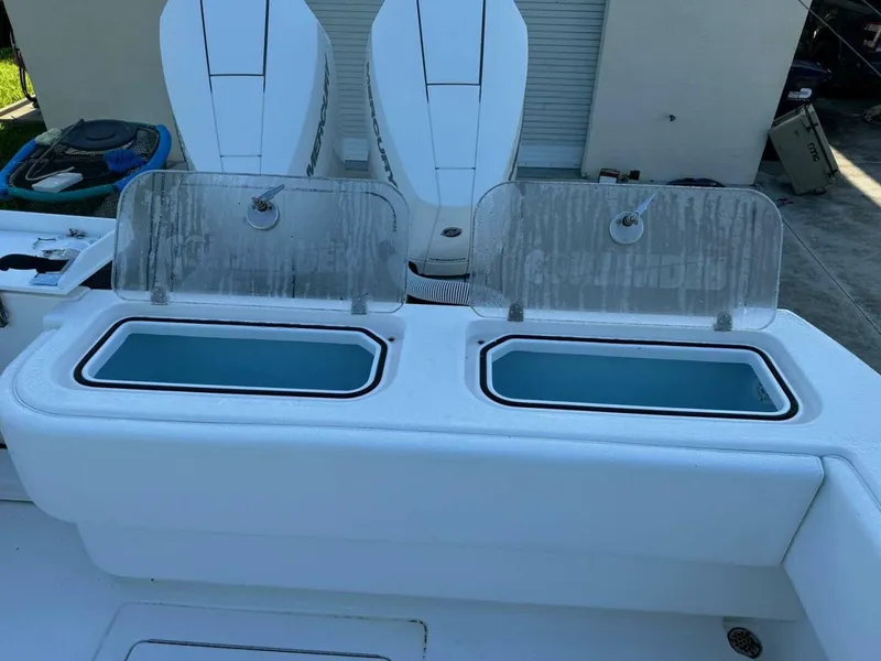 Slide: The Image of Contender 32 Step 2024 - 4635685