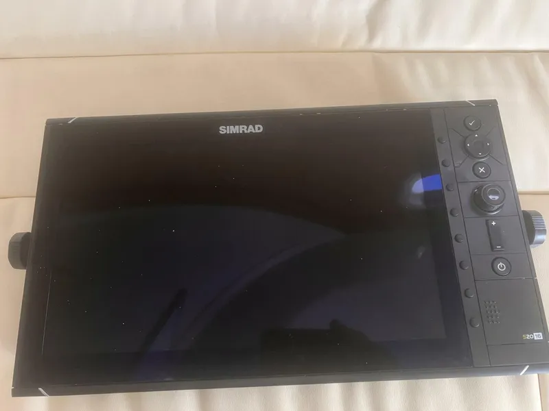 Slide: The Image of Simrad GPS 2 - 4637882