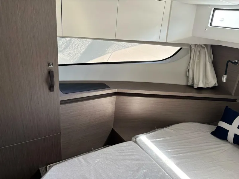 Slide: The Image of Jeanneau 1295 Fly 2025 - 5283085