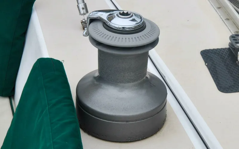 Slide: The Image of J/42 - Canty - Cockpit - Secondary Winch - 4638846