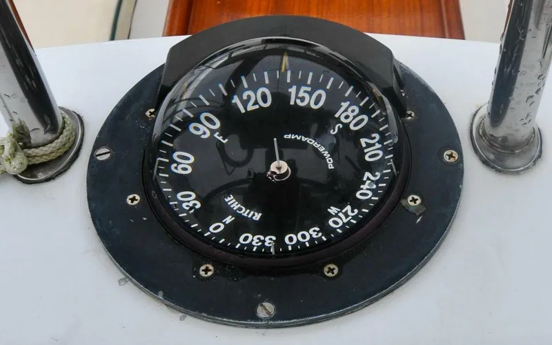 Slide: The Image of J/42 - Canty - Cockpit - Ships Compass - 4638823