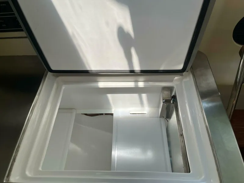 Slide: The Image of Alajuela Yacht Corp 38 1974 - 4639382