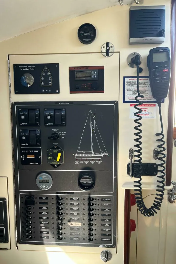 Slide: The Image of Alajuela Yacht Corp 38 1974 - 4639384