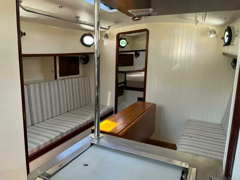 Slide: The Image of Alajuela Yacht Corp 38 1974 - 4639389