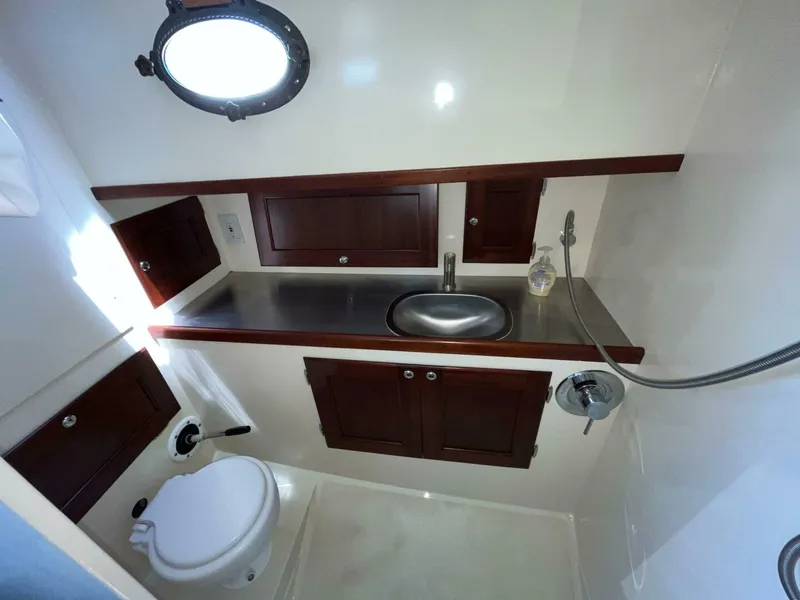 Slide: The Image of Alajuela Yacht Corp 38 1974 - 4639410