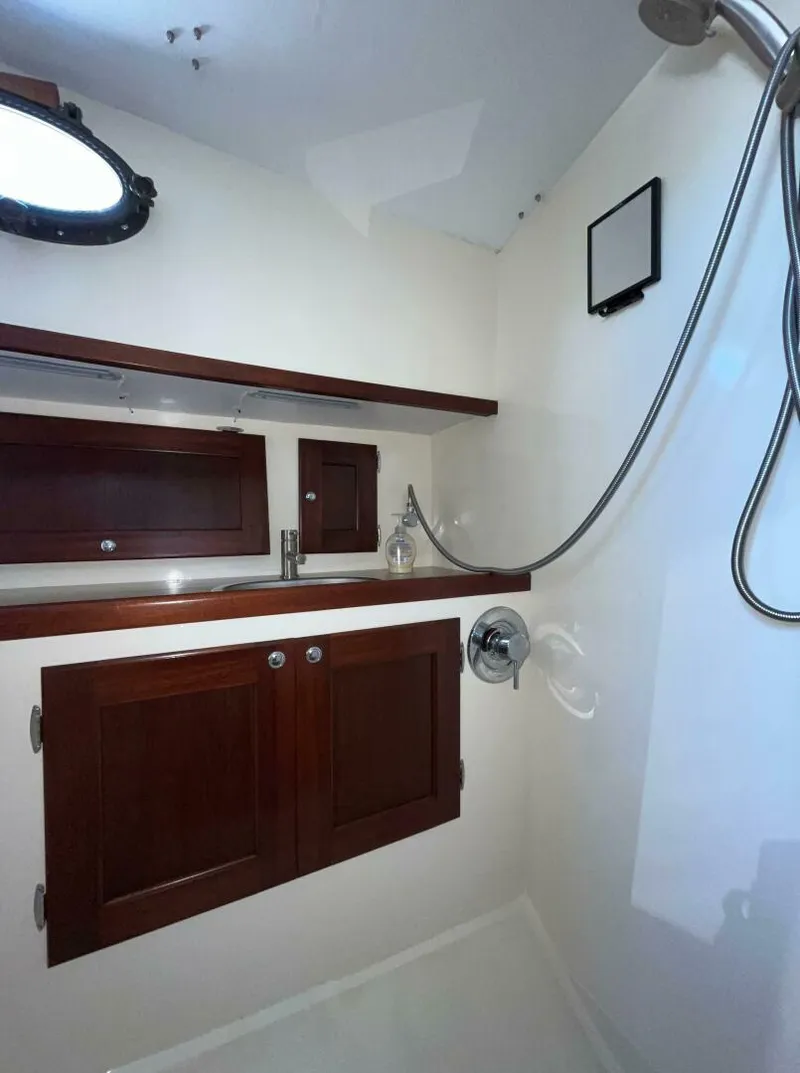 Slide: The Image of Alajuela Yacht Corp 38 1974 - 4639412