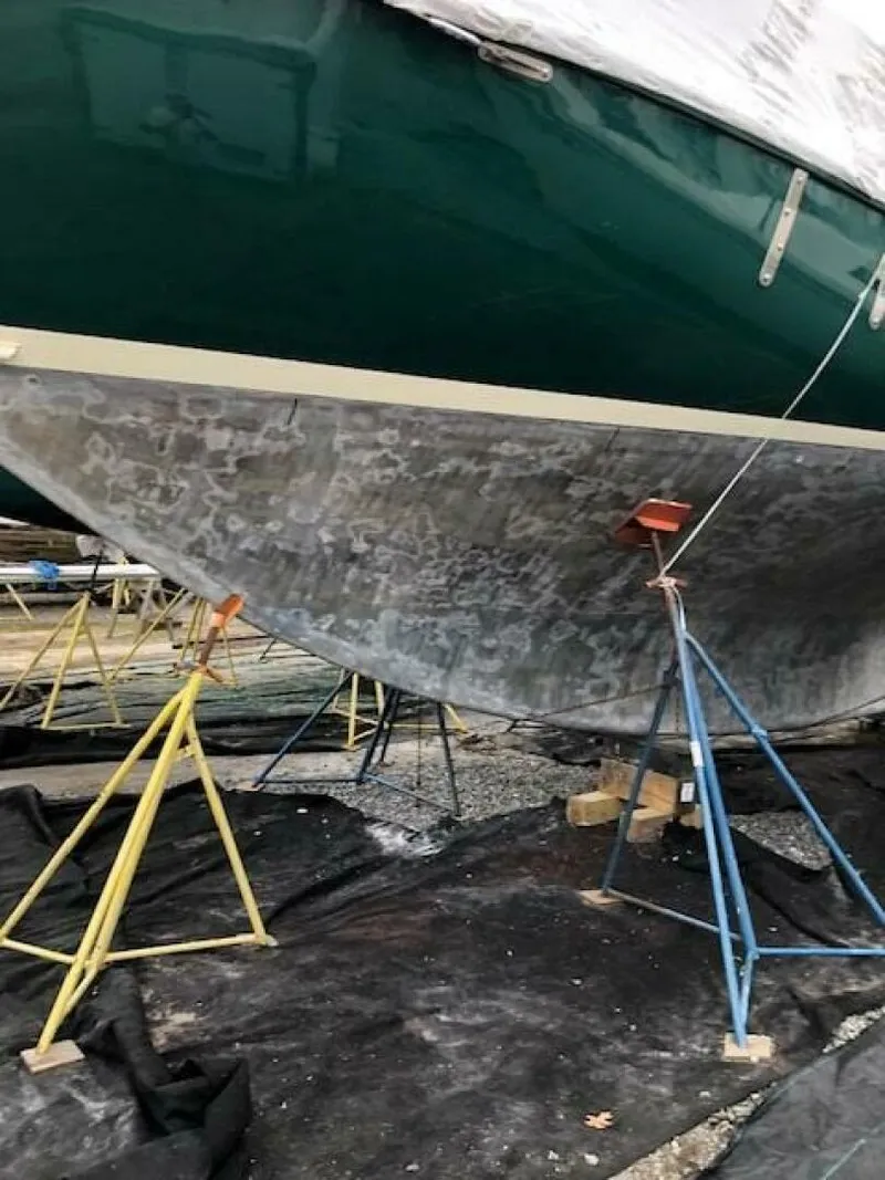 Slide: The Image of Alajuela Yacht Corp 38 1974 - 4639455