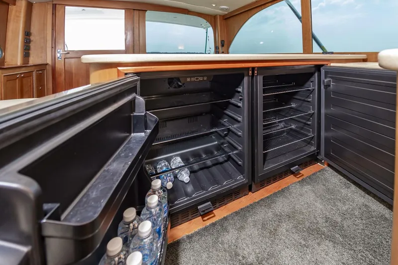 Slide: The Image of Custom Carolina 43 Blackwell Convertible 1994 - 4639404