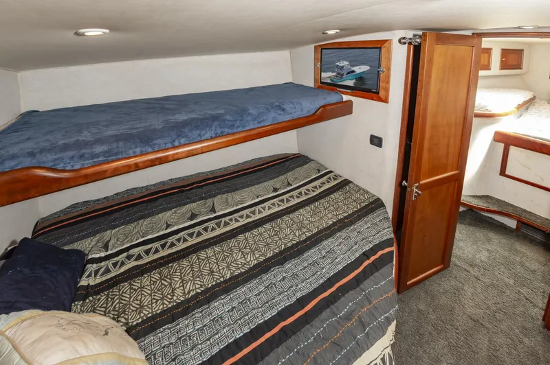 Slide: The Image of Custom Carolina 43 Blackwell Convertible 1994 - 4639431