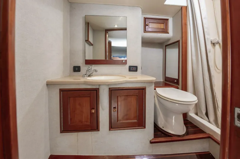 Slide: The Image of Custom Carolina 43 Blackwell Convertible 1994 - 4639447