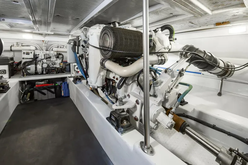 Slide: The Image of Custom Carolina 43 Blackwell Convertible 1994 - 4639480