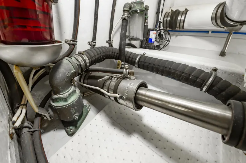 Slide: The Image of Custom Carolina 43 Blackwell Convertible 1994 - 4639486