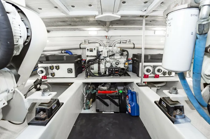 Slide: The Image of Custom Carolina 43 Blackwell Convertible 1994 - 4639489