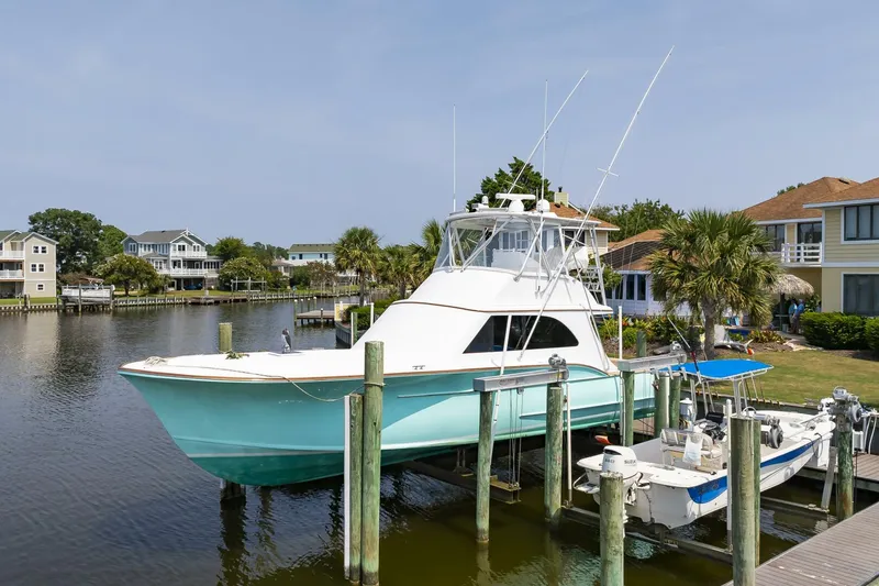 Slide: The Image of Custom Carolina 43 Blackwell Convertible 1994 - 4639572