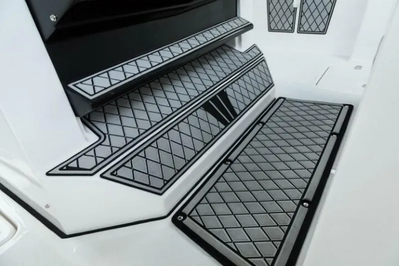 Slide: The Image of Wellcraft 302 Fisherman 2025 - 4640520