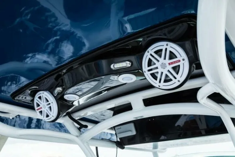 Slide: The Image of Wellcraft 302 Fisherman 2025 - 4640514