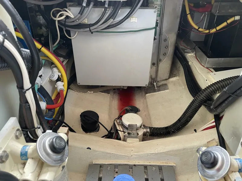 Slide: The Image of Hinckley Yachts Talaria 38 2012 - 4640675