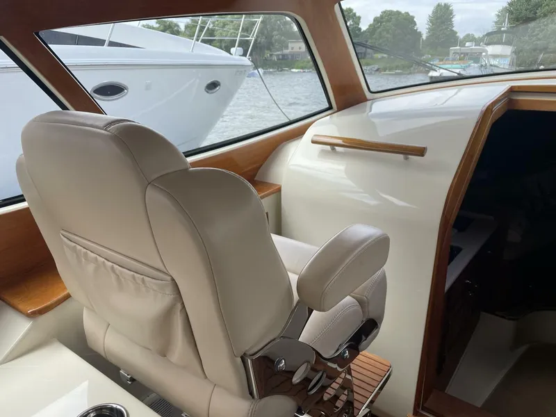 Slide: The Image of Hinckley Yachts Talaria 38 2012 - 4640676