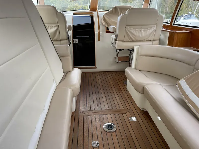 Slide: The Image of Hinckley Yachts Talaria 38 2012 - 4803169