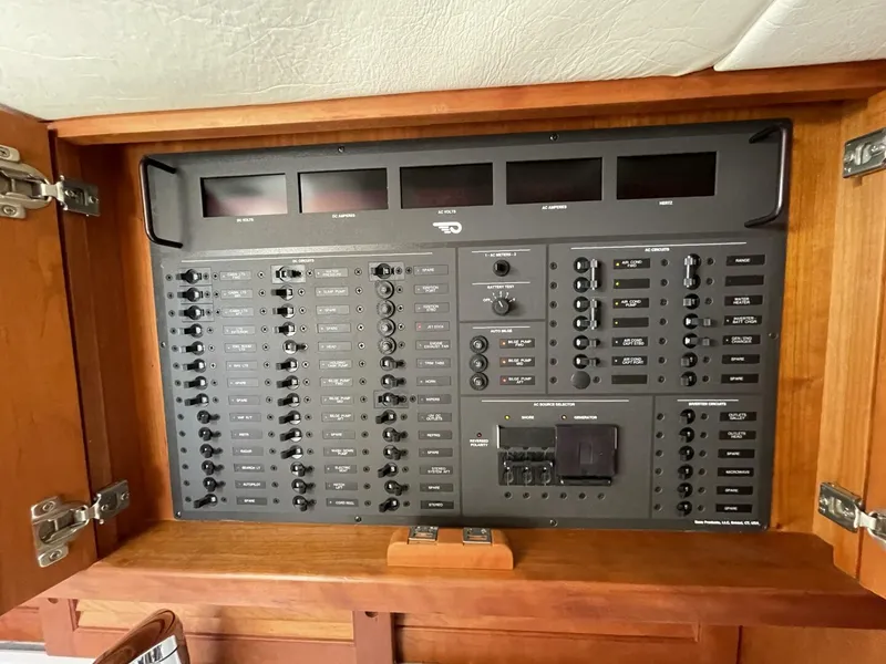 Slide: The Image of Hinckley Yachts Talaria 38 2012 - 4640667