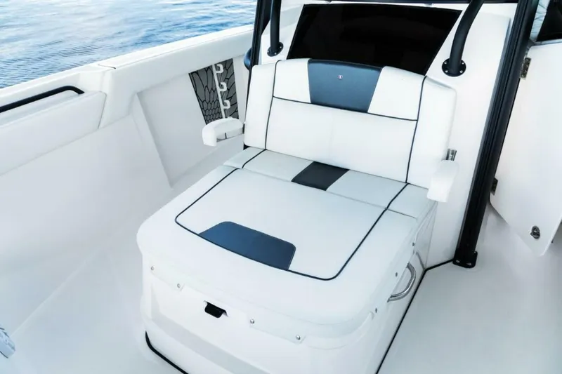 Slide: The Image of Wellcraft 352 Fisherman 2025 - 4640838