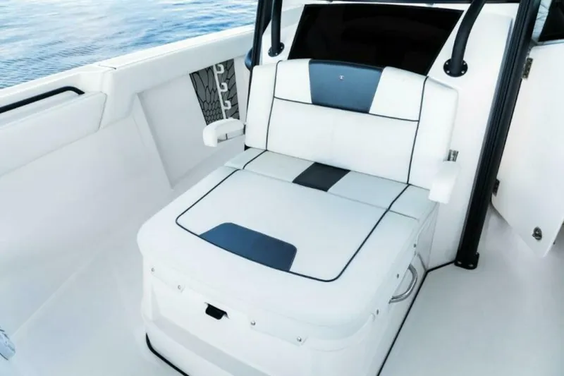 Slide: The Image of Wellcraft 352 Fisherman 2025 - 4640897